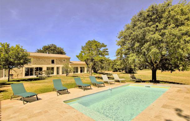 Photo of Outdoor in Malataverne