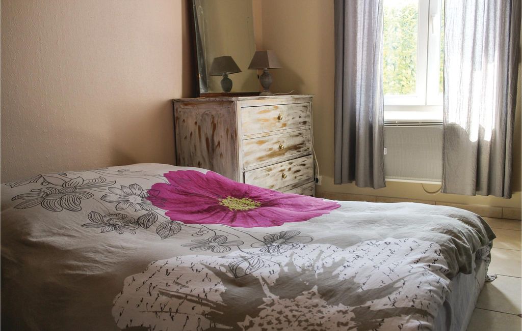 Photo of Bedroom in Donzere