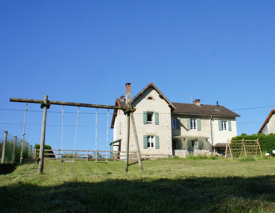 Photo of Buildings in Pont-de-Poitte