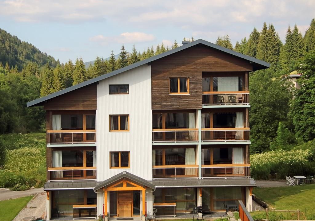 Photo of Buildings in Mijoux