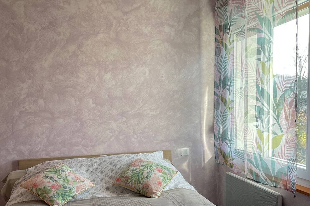 Photo of Bedroom in Damprichard