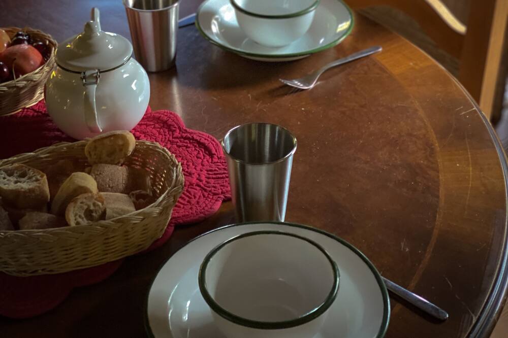 Photo of Kitchen in Nans-sous-Sainte-Anne