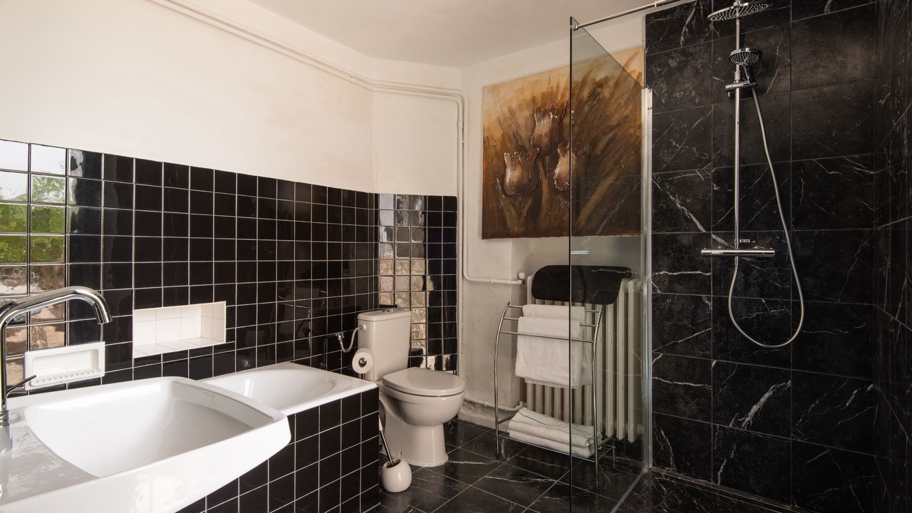 Photo of Bathroom in Nyons