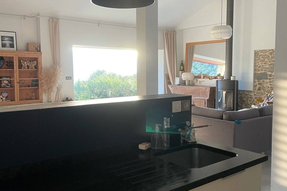 Photo of Kitchen in Venon