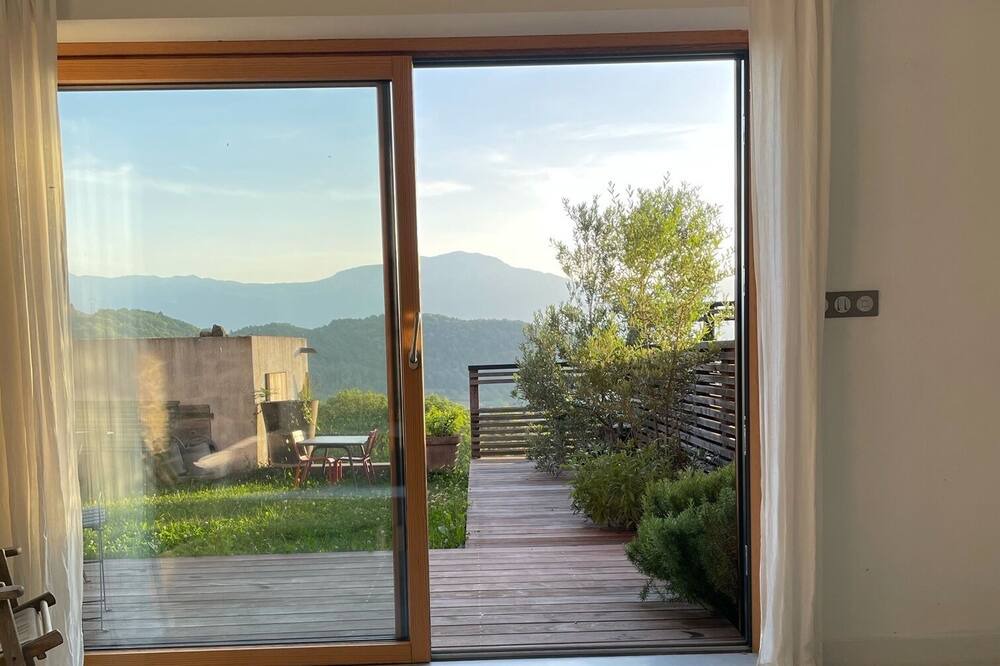Photo of Bedroom in Venon