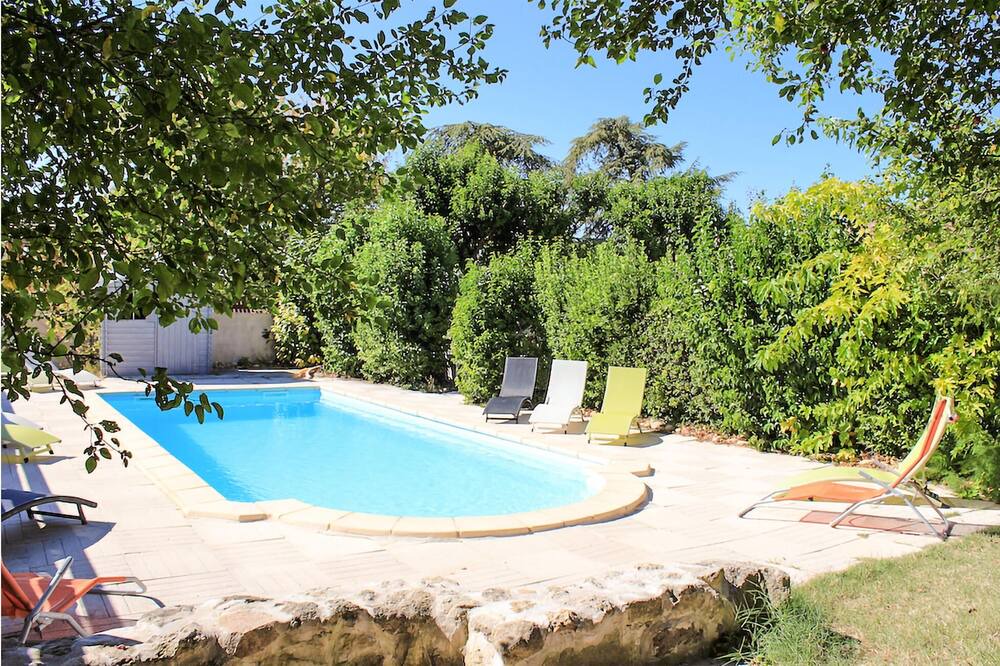 Photo of Outdoor in Saint-Paul-Trois-Chateaux