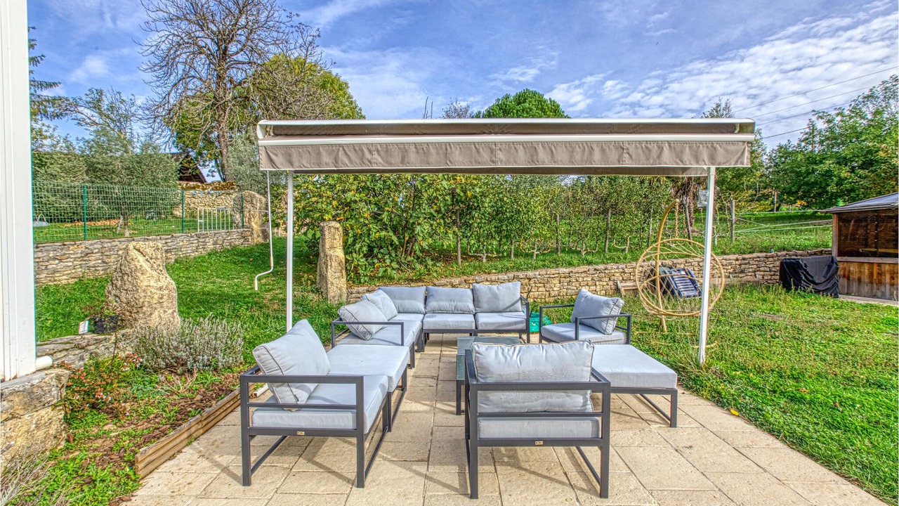 Photo of Patio Balcony in Castelnau-de-Mandailles