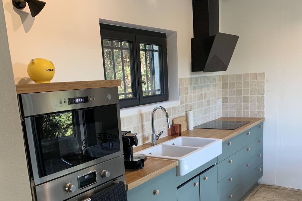 Photo of Kitchen in Valaurie