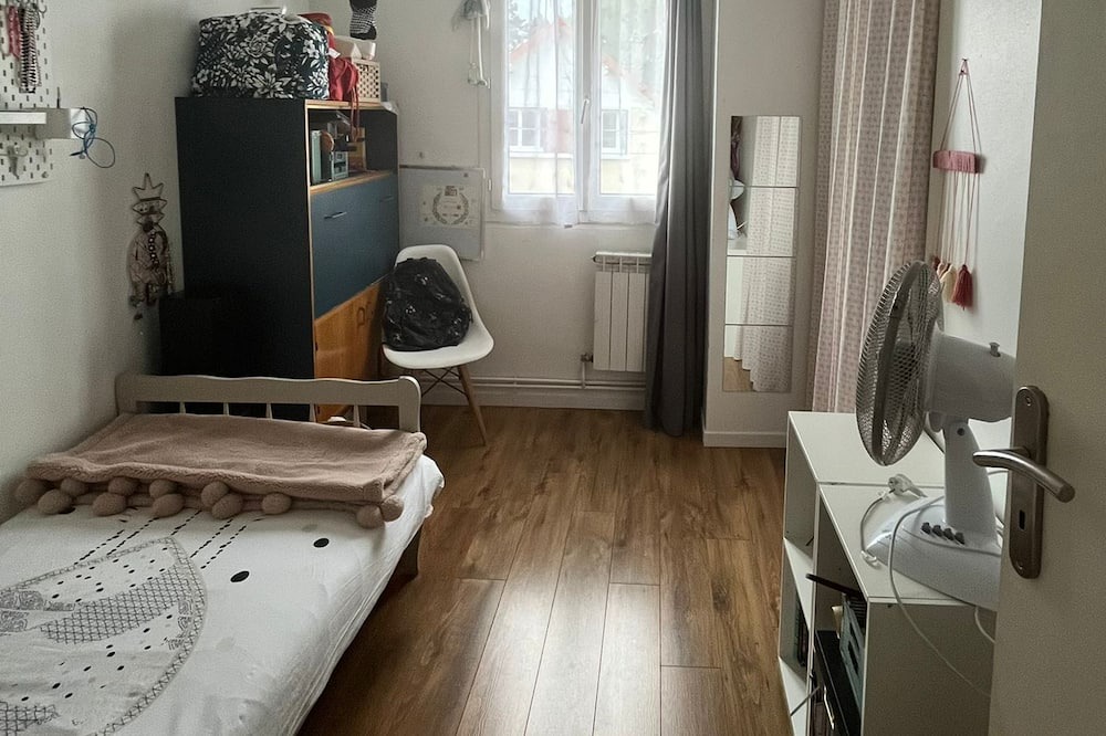 Photo of Bedroom in Sucy-en-Brie