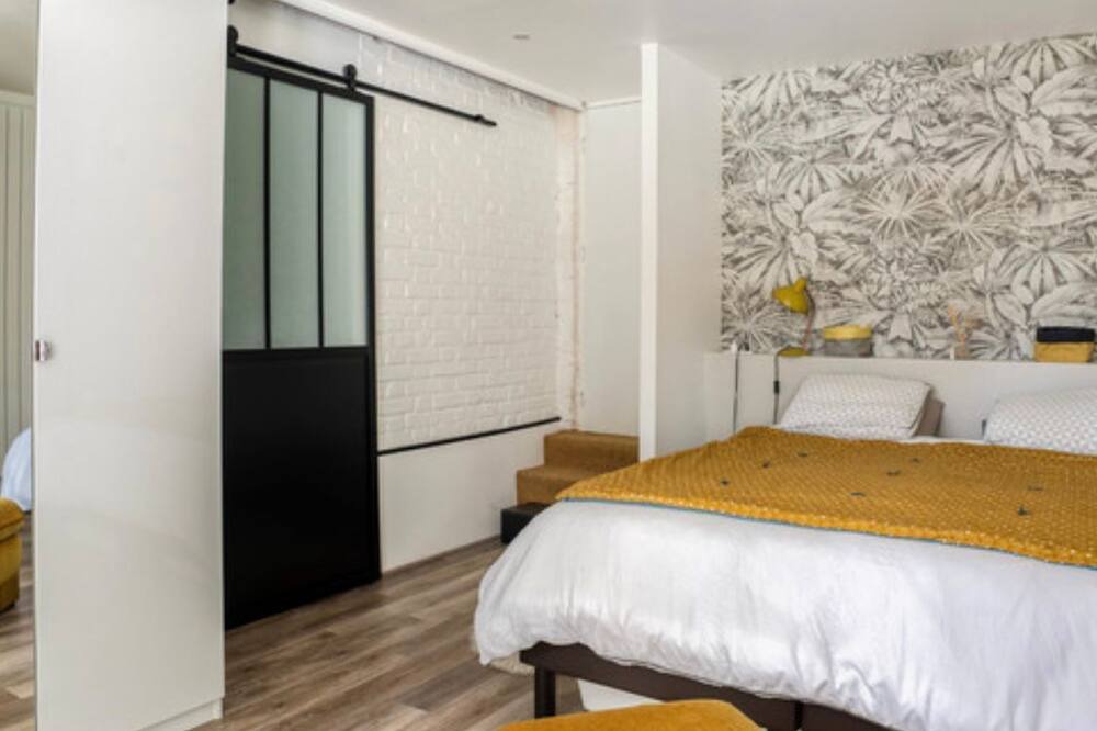 Photo of Bedroom in Sucy-en-Brie