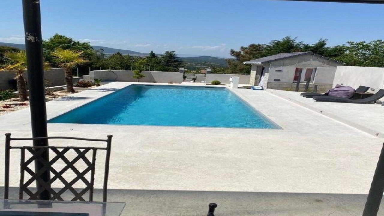 Photo of Outdoor in Saint-Barthelemy-le-Plain