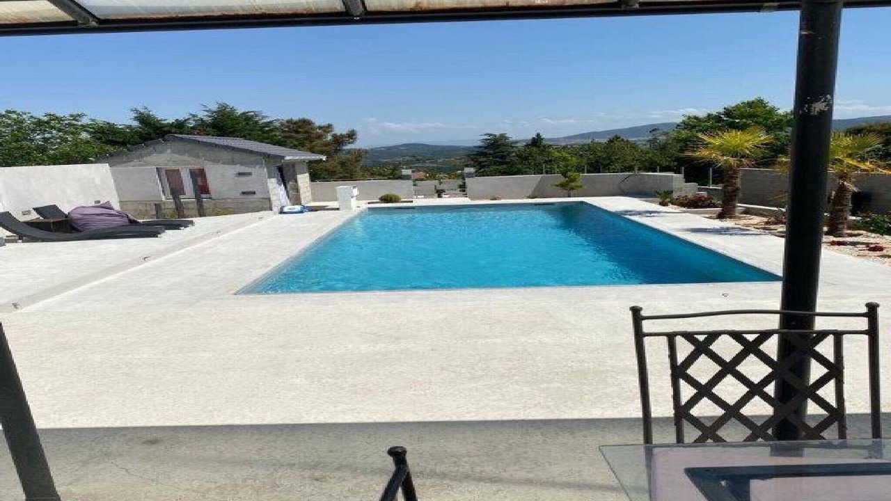 Photo of Outdoor in Saint-Barthelemy-le-Plain
