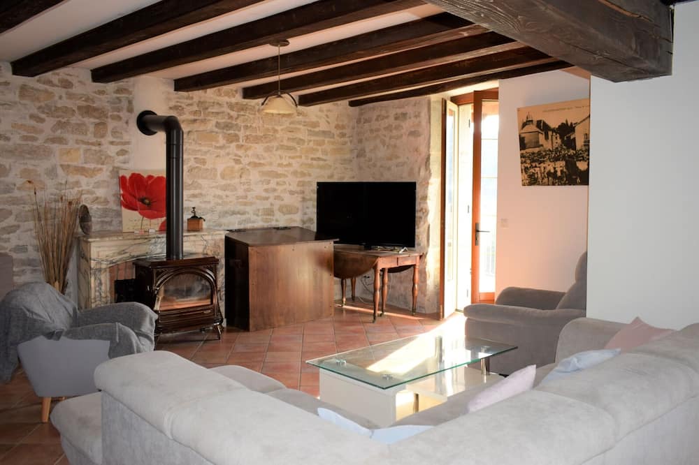 Photo of Livingroom in Saint-Julien