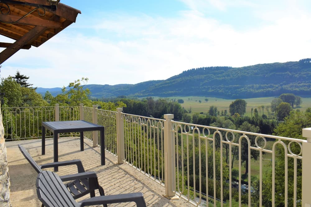 Photo of Patio Balcony in Saint-Julien