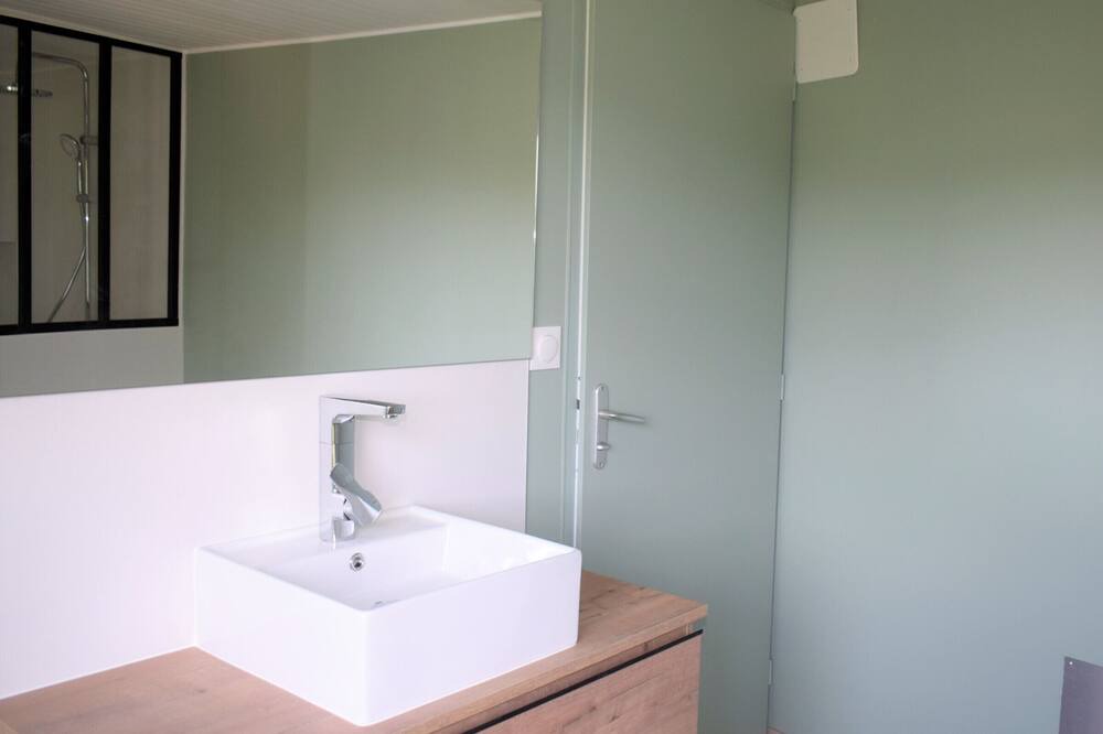 Photo of Bathroom in Saint-Julien