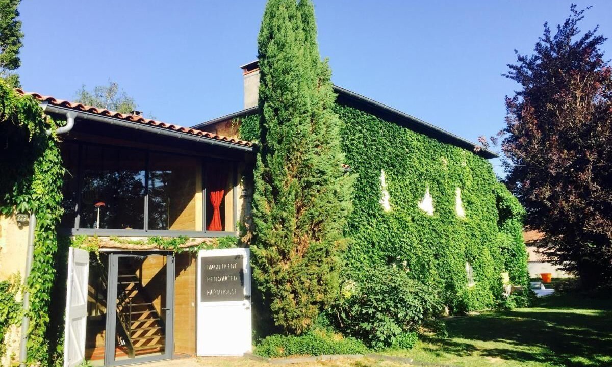 Photo of Outdoor in Anneyron