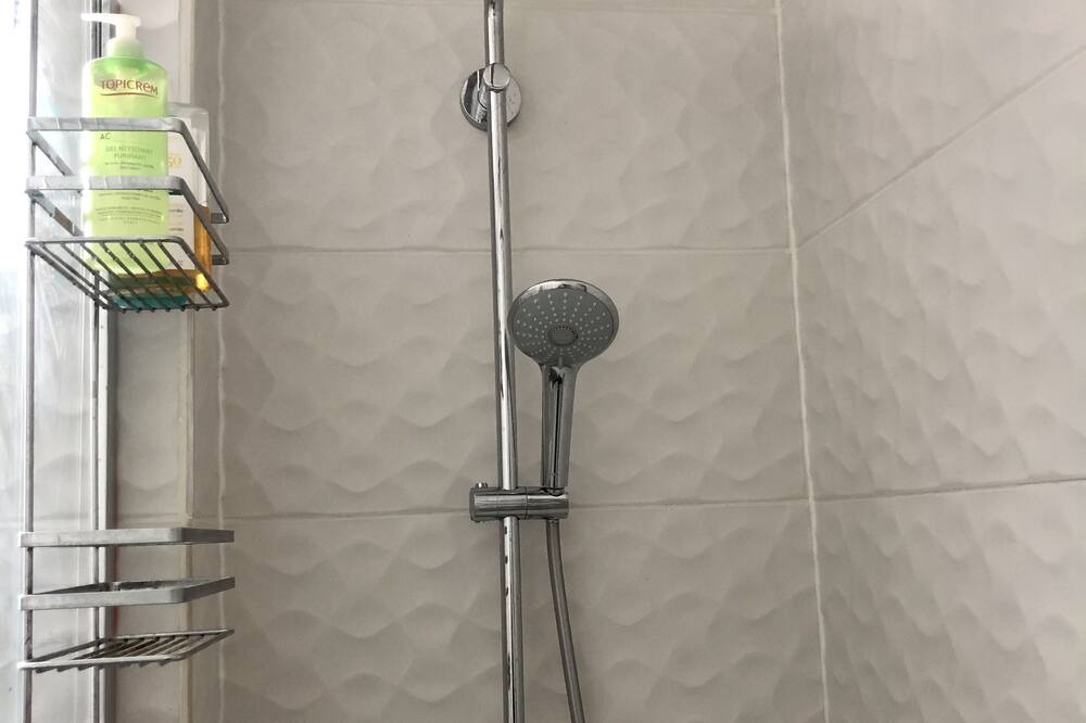 Photo of Bathroom in Choisy-le-Roi