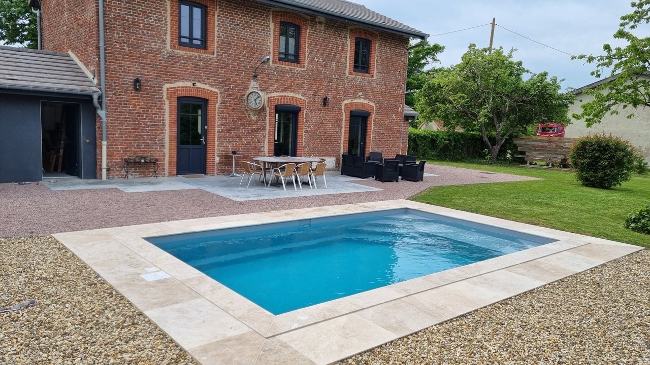 Photo of Outdoor in Montret