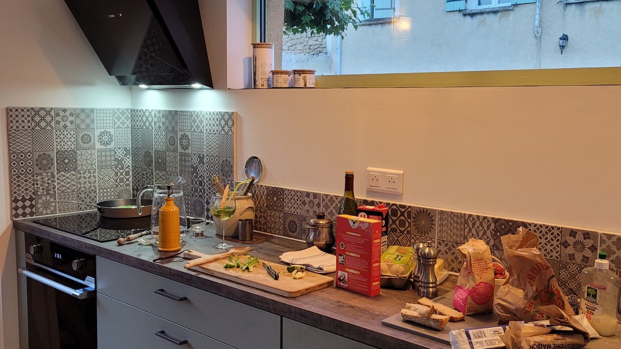 Photo of Kitchen in Sainte-Cecile-les-Vignes