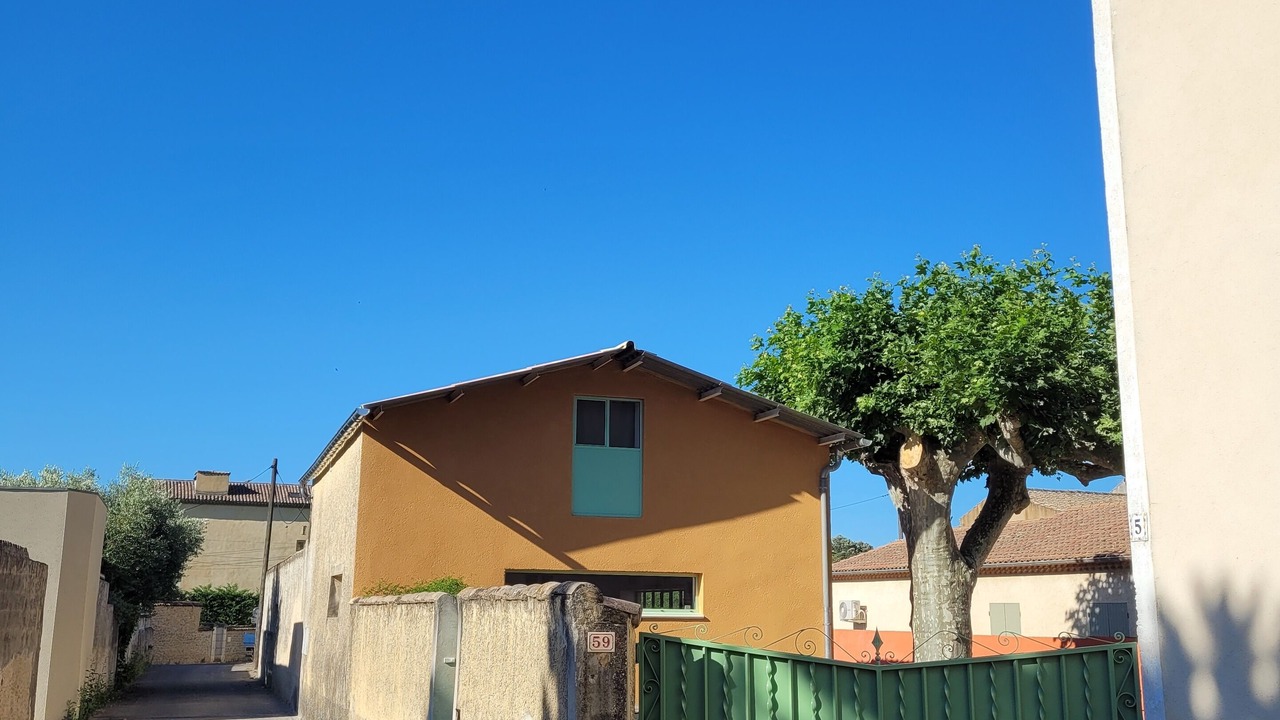 Photo of Outdoor in Sainte-Cecile-les-Vignes