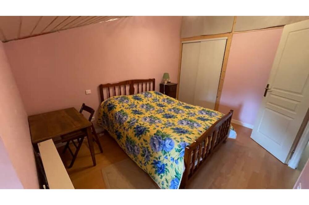 Photo of Bedroom in Augisey