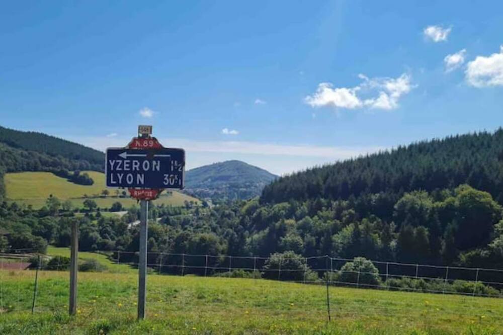 Photo of Outdoor in Yzeron