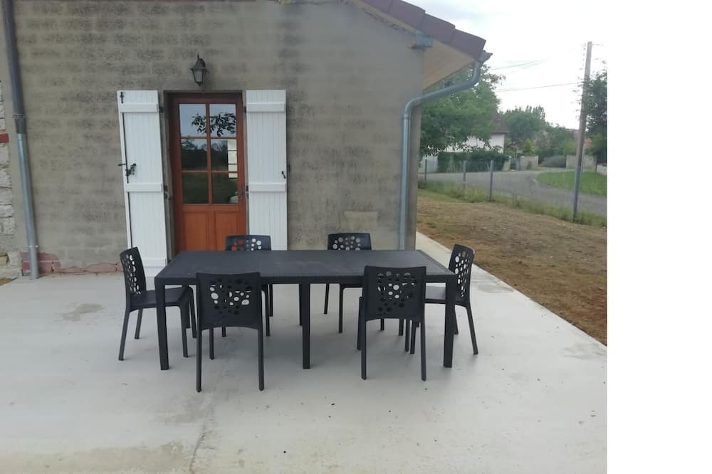Photo of Patio Balcony in Bresse Haute Seille