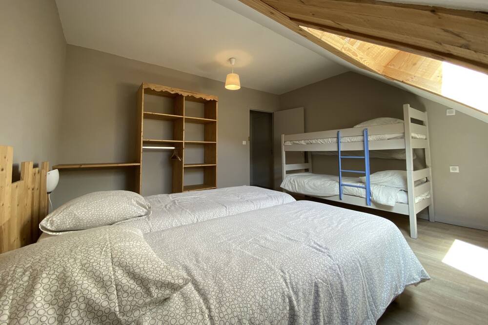 Photo of Bedroom in Albepierre-Bredons