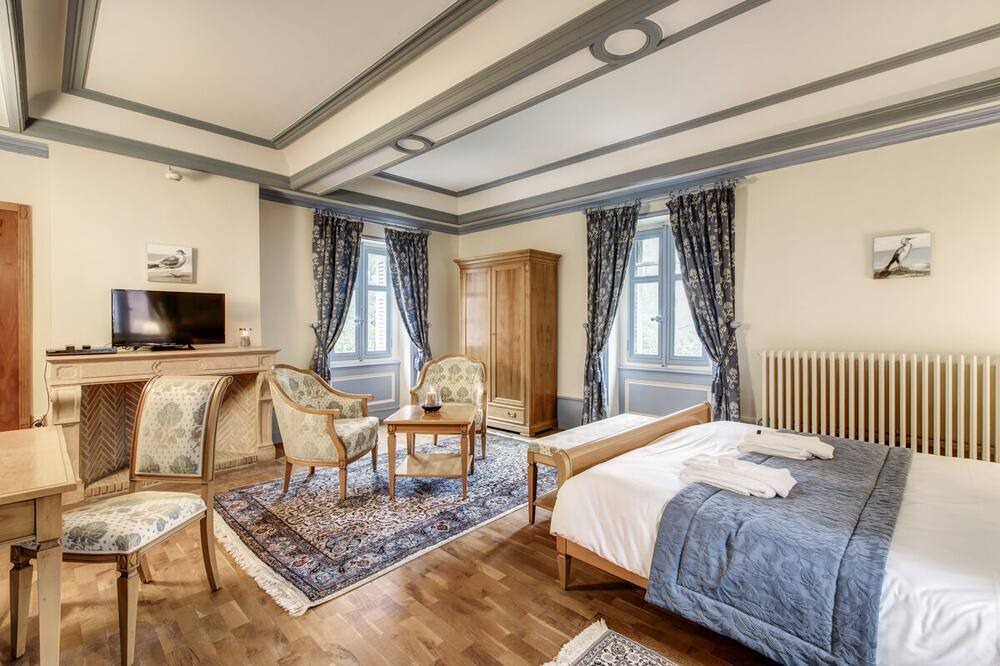 Photo of Bedroom in Vescours
