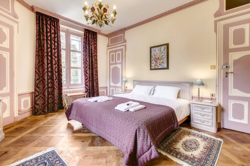 Photo of Bedroom in Vescours
