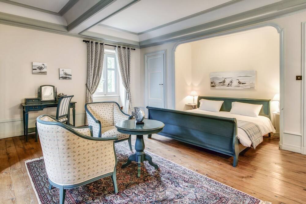 Photo of Bedroom in Vescours