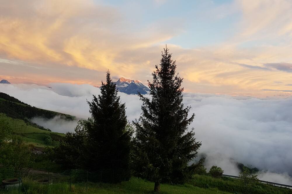 Photo of Outdoor in Saint-Honore