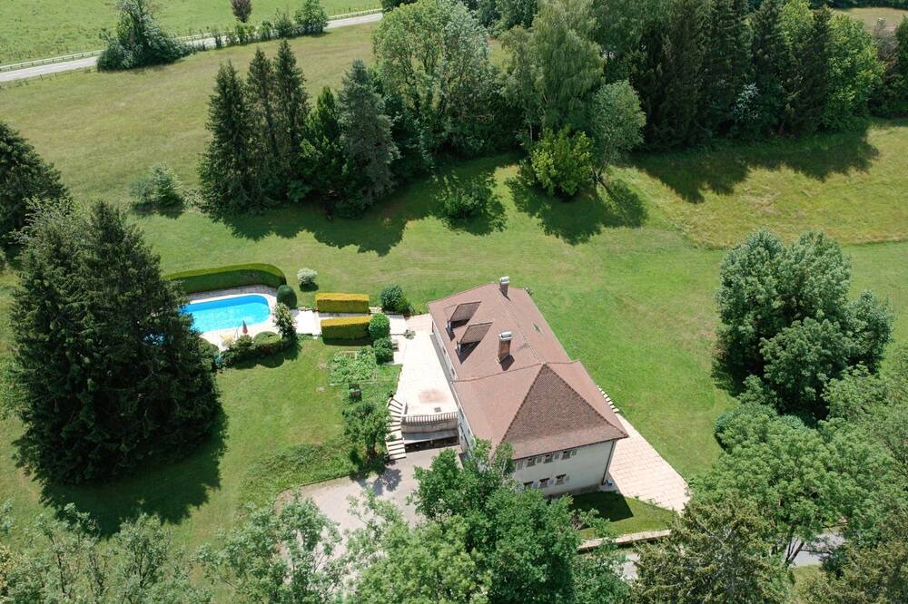 Photo of Outdoor in Ney