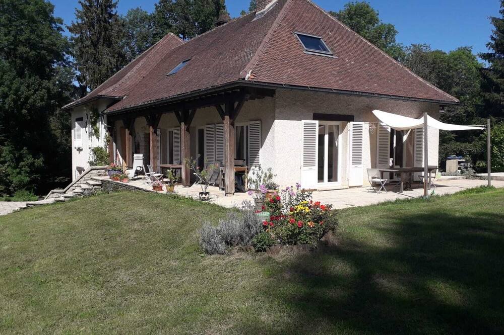 Photo of Outdoor in Ney