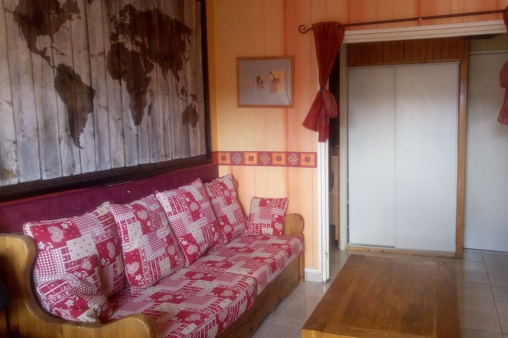 Photo of Livingroom in Longjumeau