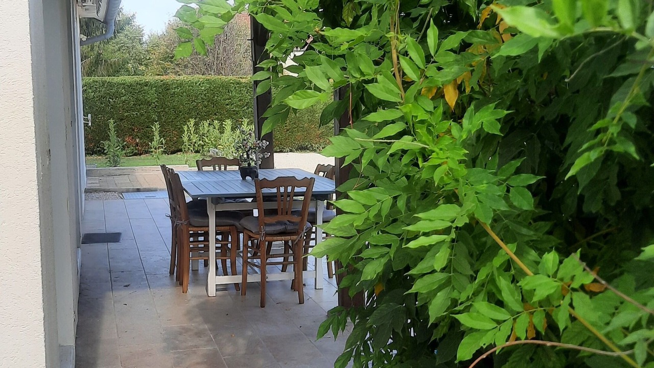 Photo of Outdoor in Nance