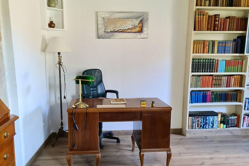 Photo of Livingroom in Velorcey