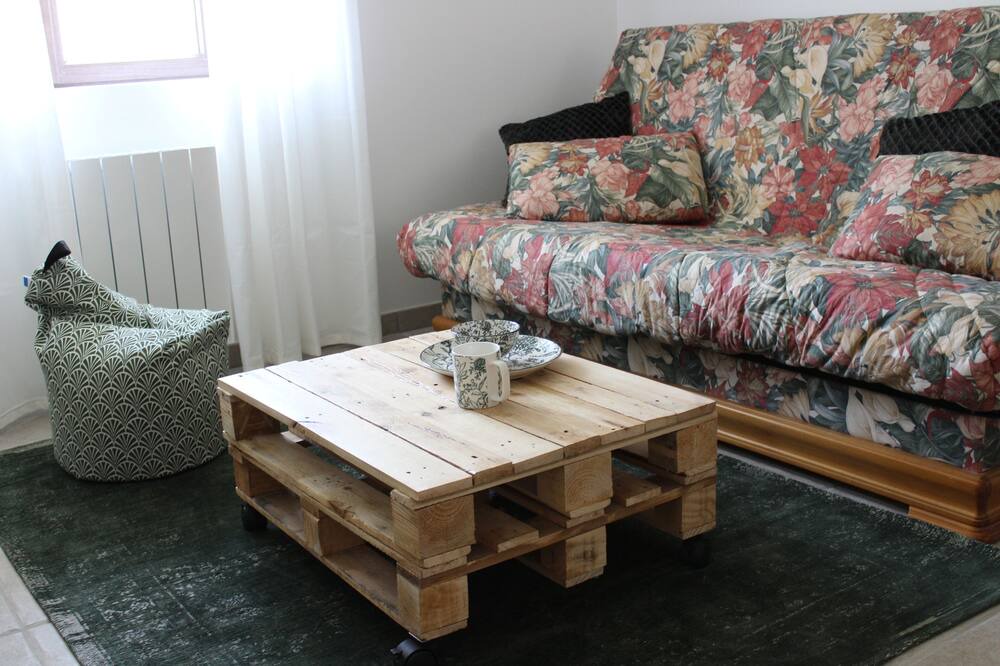 Photo of Livingroom in Dompierre-les-Ormes