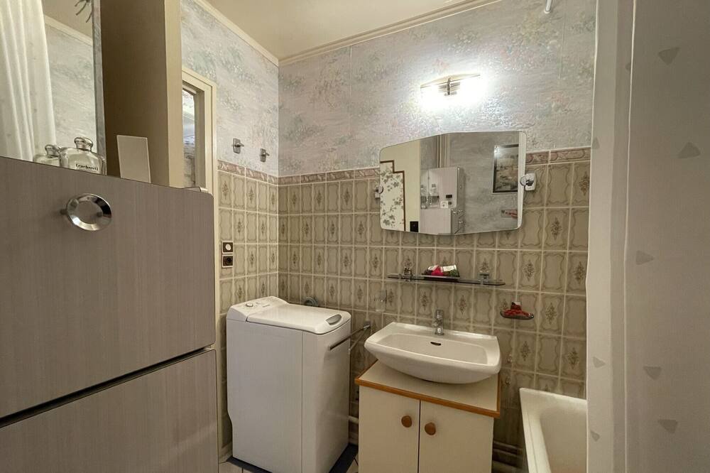 Photo of Bathroom in Malbuisson