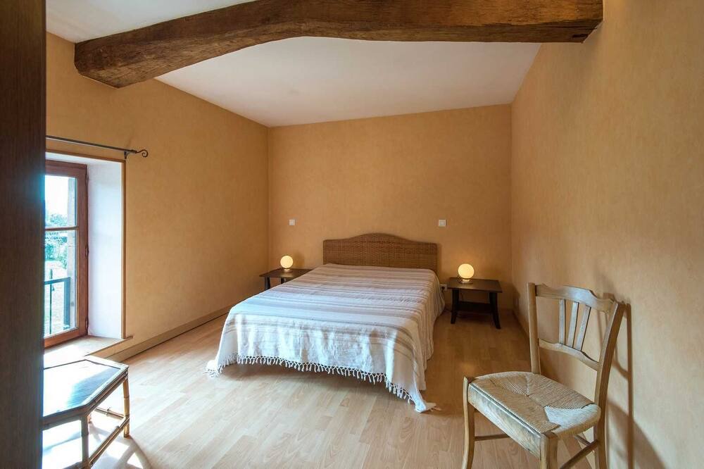 Photo of Bedroom in Ameugny
