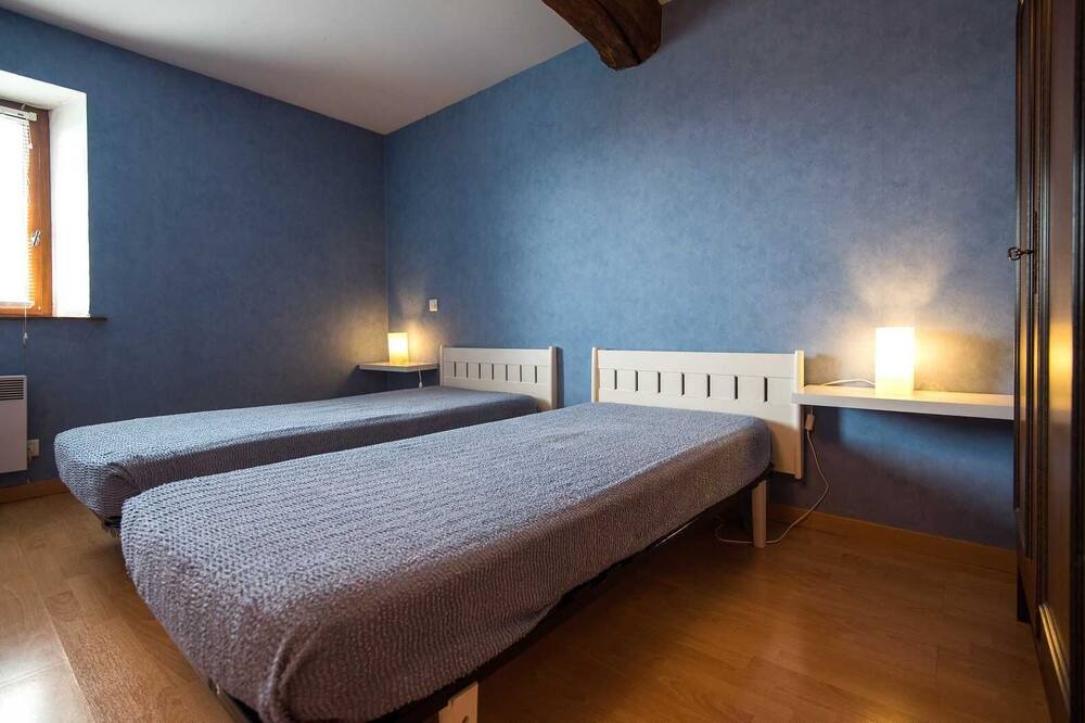 Photo of Bedroom in Ameugny