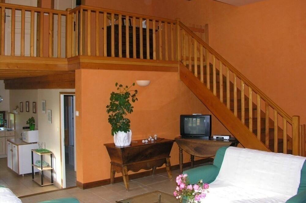 Photo of Livingroom in Ameugny