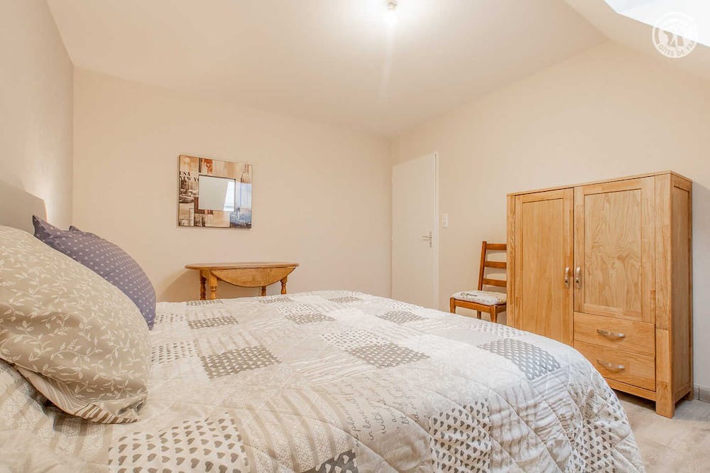 Photo of Bedroom in Saillenard