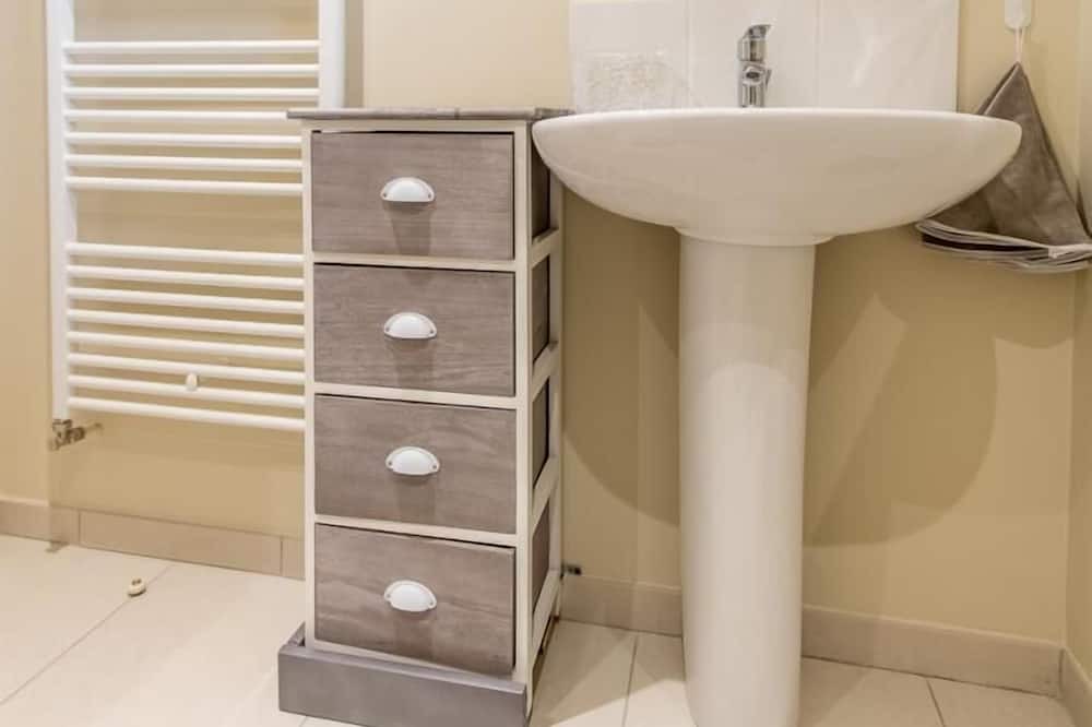 Photo of Bathroom in Saillenard