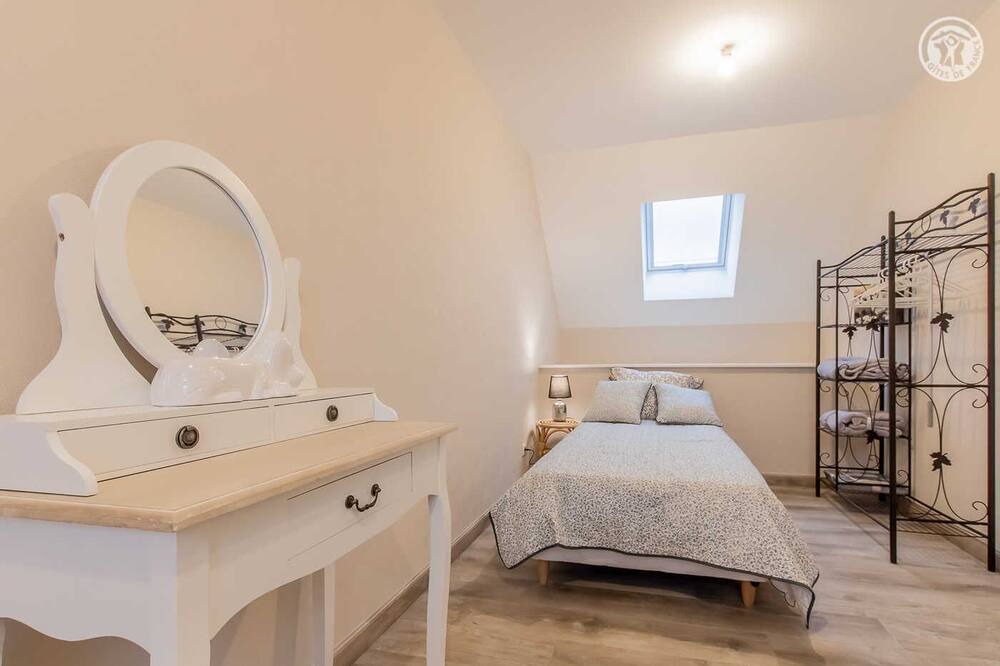 Photo of Bedroom in Saillenard