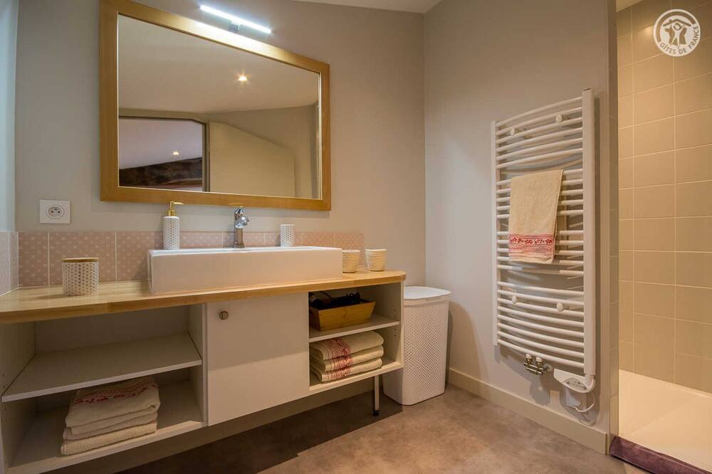 Photo of Bathroom in Solutre-Pouilly