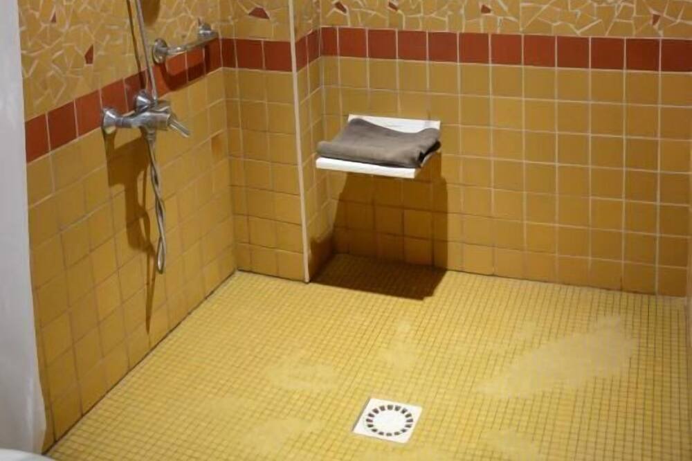 Photo of Bathroom in Laives
