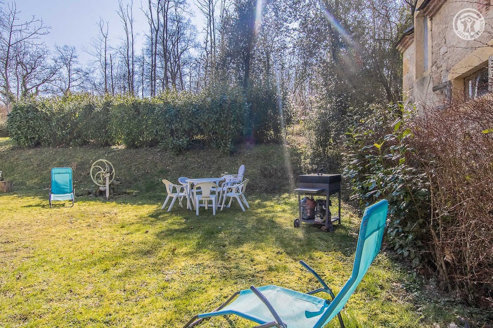Photo of Outdoor in Marly-sous-Issy