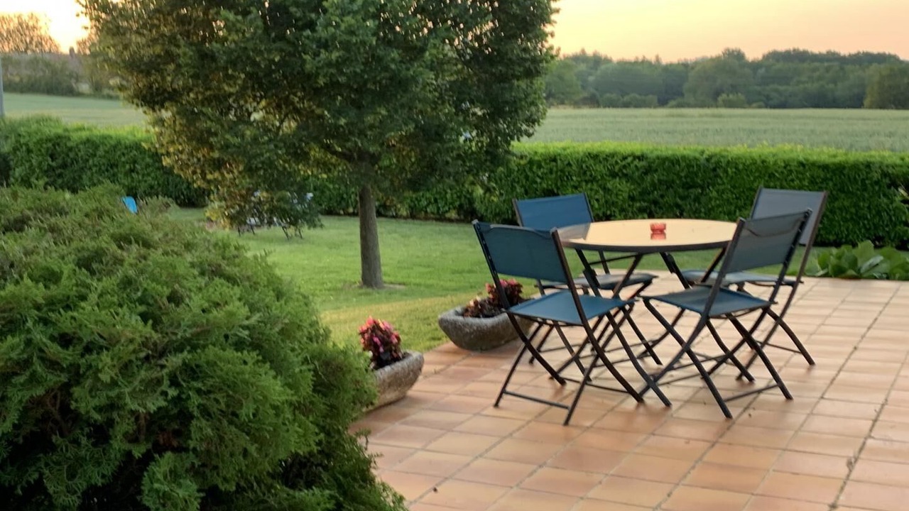 Photo of Outdoor in Saint-Etienne-en-Bresse