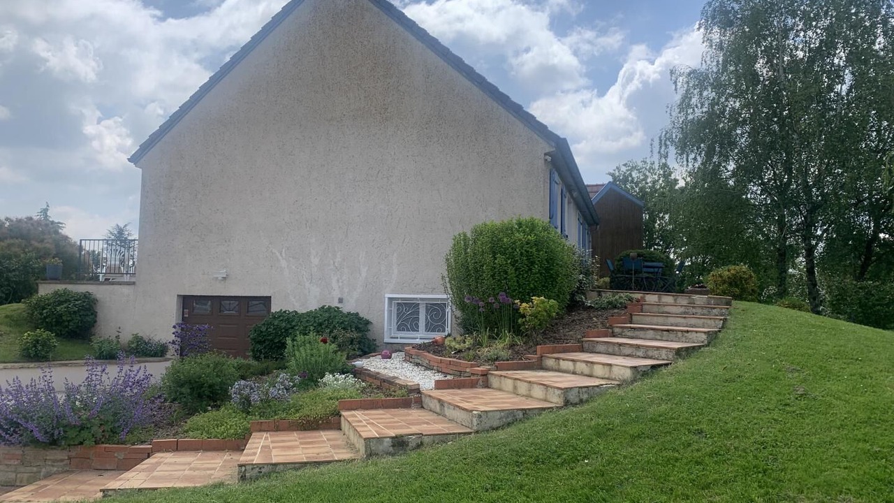 Photo of Outdoor in Saint-Etienne-en-Bresse